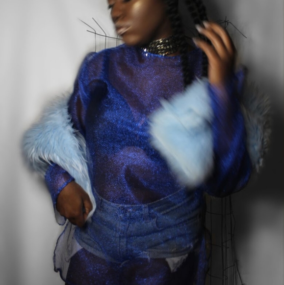 Metallic Blue Long Sleeved Top 💙 - Picture 3 of 8